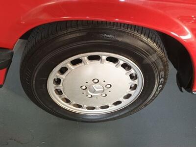 1988 Mercedes-Benz 560 SL   - Photo 9 - Boca Raton, FL 33431