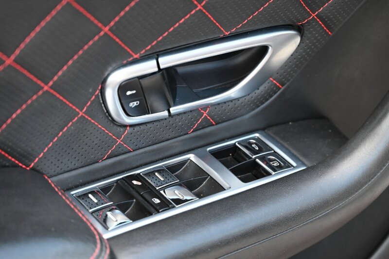 2017 Bentley Continental 162