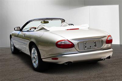 2000 Jaguar XK8   - Photo 3 - Boca Raton, FL 33431