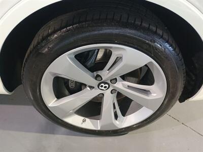 2019 Bentley Bentayga V8  ONE OWNER - Photo 32 - Boca Raton, FL 33431