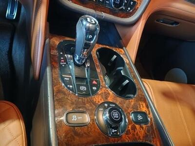 2019 Bentley Bentayga V8  ONE OWNER - Photo 29 - Boca Raton, FL 33431