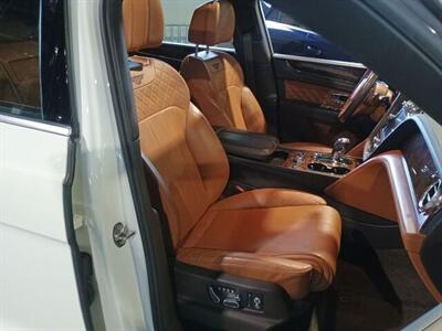 2019 Bentley Bentayga V8  ONE OWNER - Photo 16 - Boca Raton, FL 33431