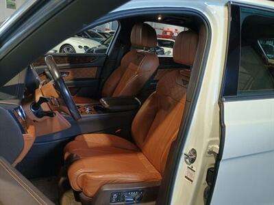 2019 Bentley Bentayga V8  ONE OWNER - Photo 14 - Boca Raton, FL 33431