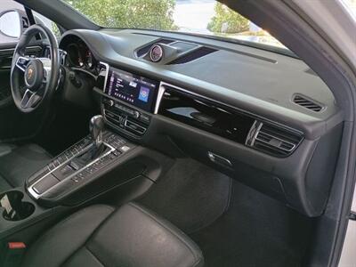 2021 Porsche Macan  ONE OWNER - Photo 5 - Boca Raton, FL 33431