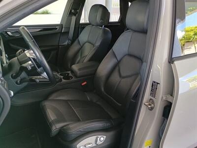 2021 Porsche Macan  ONE OWNER - Photo 17 - Boca Raton, FL 33431