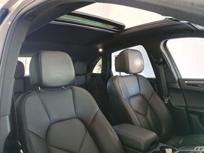 2021 Porsche Macan  ONE OWNER - Photo 7 - Boca Raton, FL 33431