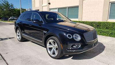 2018 Bentley Bentayga Onyx Edition   - Photo 2 - Boca Raton, FL 33431