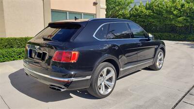 2018 Bentley Bentayga Onyx Edition   - Photo 3 - Boca Raton, FL 33431