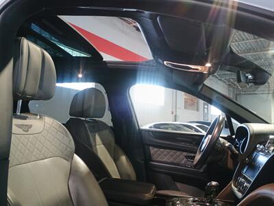 2019 Bentley Bentayga V8   - Photo 38 - Boca Raton, FL 33431