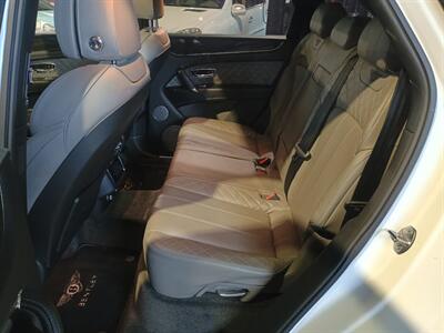 2019 Bentley Bentayga V8   - Photo 29 - Boca Raton, FL 33431