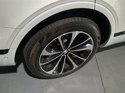 2019 Bentley Bentayga V8   - Photo 43 - Boca Raton, FL 33431