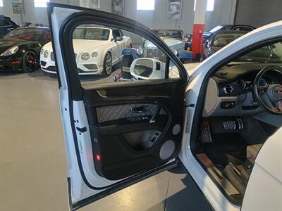 2019 Bentley Bentayga V8   - Photo 12 - Boca Raton, FL 33431