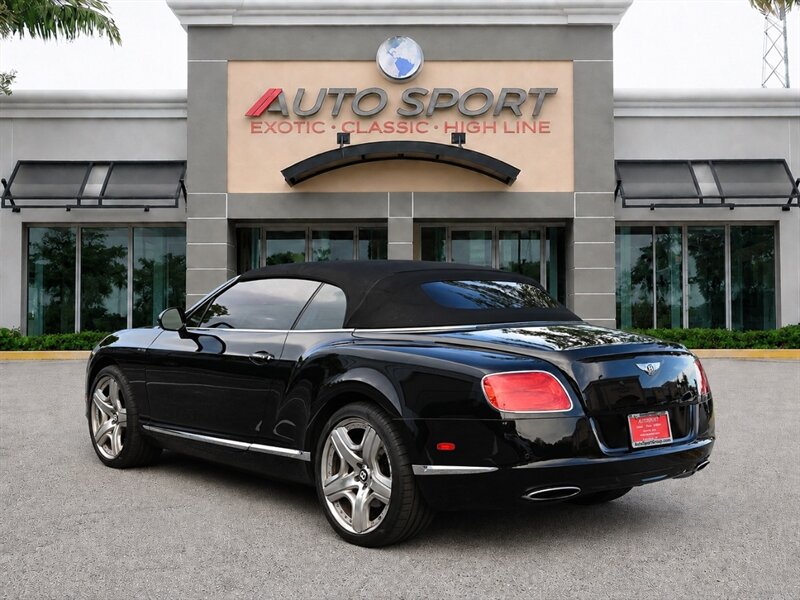 2013 Bentley Continental 24