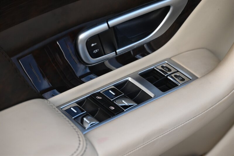 2013 Bentley Continental 214