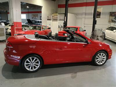 2012 Volkswagen Eos Komfort SULEV - Photo 11 - Boca Raton, FL 33431
