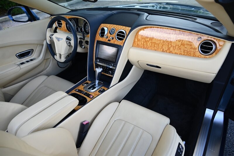 2014 Bentley Continental 79