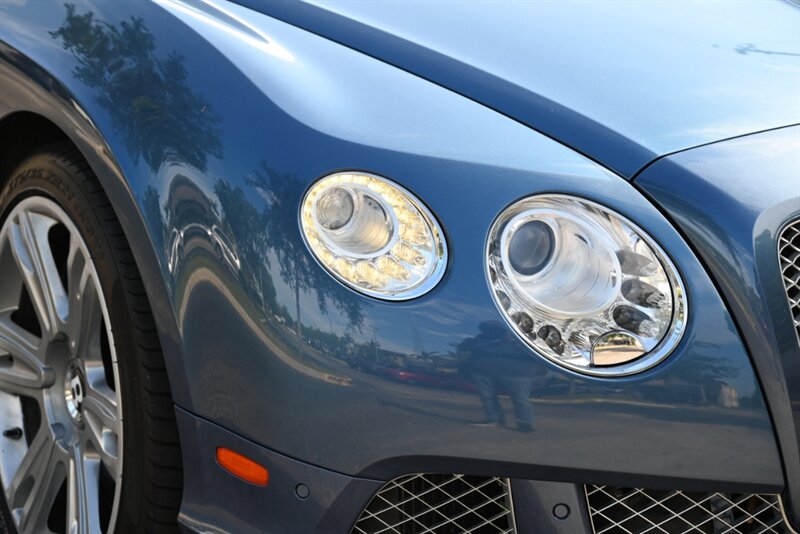 2014 Bentley Continental 34