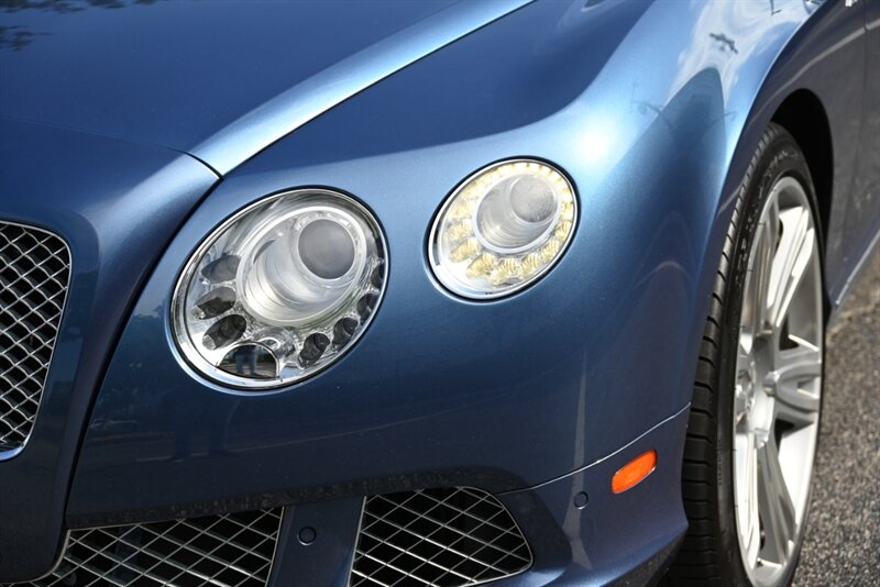 2014 Bentley Continental 37