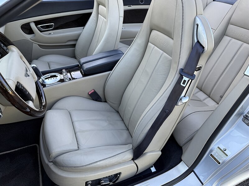 2010 Bentley Continental 19
