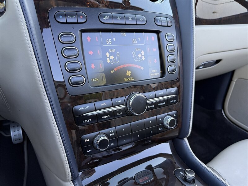 2010 Bentley Continental 26
