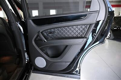 2017 Bentley Bentayga W12   - Photo 25 - Boca Raton, FL 33431