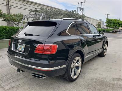 2017 Bentley Bentayga W12   - Photo 3 - Boca Raton, FL 33431