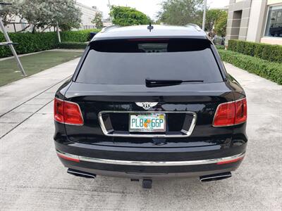 2017 Bentley Bentayga W12   - Photo 15 - Boca Raton, FL 33431