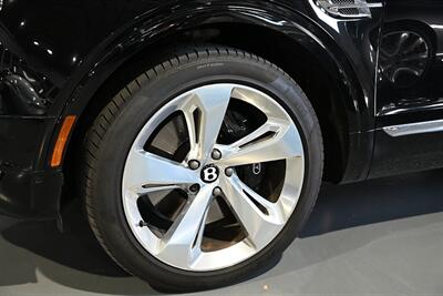 2017 Bentley Bentayga W12   - Photo 12 - Boca Raton, FL 33431