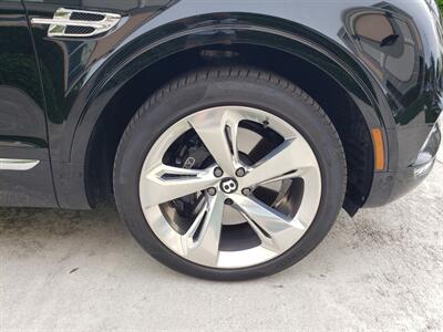 2017 Bentley Bentayga W12   - Photo 22 - Boca Raton, FL 33431