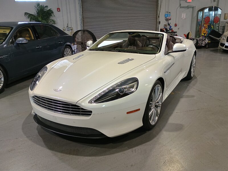 2014 Aston Martin DB9 Volante  CONVERTIBLE
