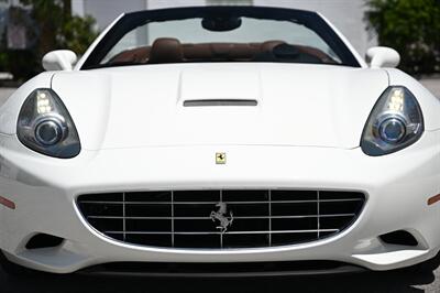 2014 Ferrari California   - Photo 9 - Boca Raton, FL 33431