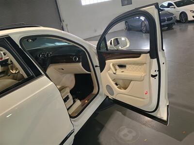 2020 Bentley Bentayga V8 Mulliner - Photo 40 - Boca Raton, FL 33431