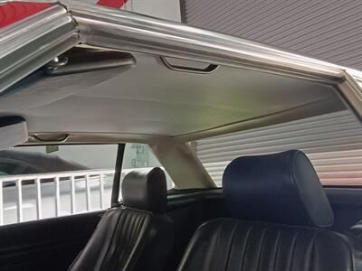 1989 Mercedes-Benz 560-Class 560 SL   - Photo 11 - Boca Raton, FL 33431