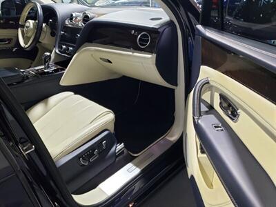2020 Bentley Bentayga Hybrid   - Photo 10 - Boca Raton, FL 33431