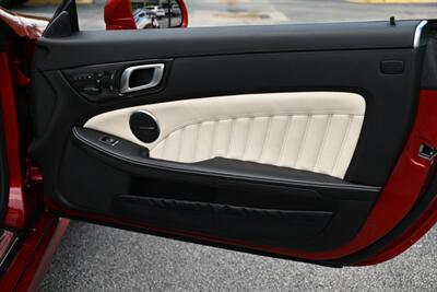 2016 Mercedes-Benz SLK SLK 300 - Photo 25 - Boca Raton, FL 33431