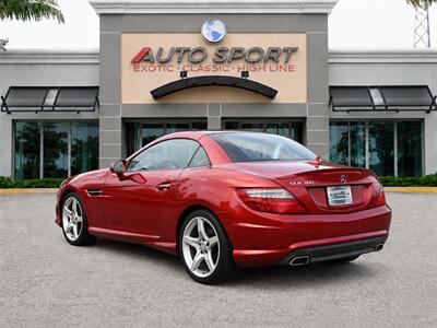 2016 Mercedes-Benz SLK SLK 300 - Photo 10 - Boca Raton, FL 33431