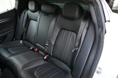 2019 Maserati Ghibli SQ4   - Photo 25 - Boca Raton, FL 33431