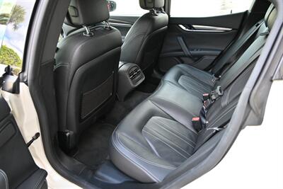 2019 Maserati Ghibli SQ4   - Photo 24 - Boca Raton, FL 33431