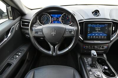 2019 Maserati Ghibli SQ4   - Photo 27 - Boca Raton, FL 33431