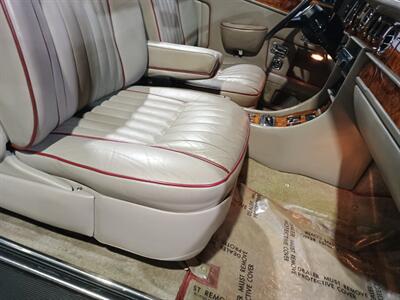 1988 Rolls-Royce Corniche CONVERTIBLE TWO DOOR - Photo 50 - Boca Raton, FL 33431