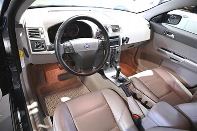 2005 Volvo S40 T5   - Photo 33 - Boca Raton, FL 33431