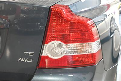 2005 Volvo S40 T5   - Photo 17 - Boca Raton, FL 33431