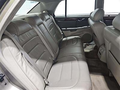 2001 Cadillac DeVille   - Photo 13 - Boca Raton, FL 33431