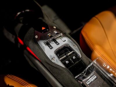 2023 Ferrari 296 GTB   - Photo 38 - Boca Raton, FL 33431