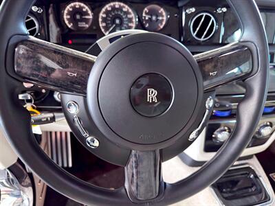 2012 Rolls-Royce Phantom Drophead Coupe   - Photo 38 - Boca Raton, FL 33431