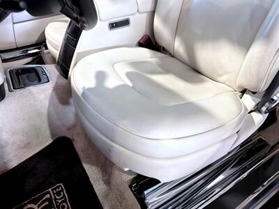 2012 Rolls-Royce Phantom Drophead Coupe   - Photo 36 - Boca Raton, FL 33431