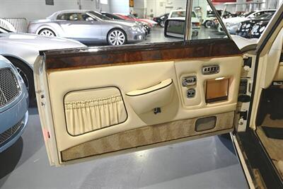 1986 Rolls-Royce Corniche II ONE OWNER   - Photo 21 - Boca Raton, FL 33431