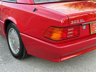 1992 Mercedes-Benz 300 SL  ONE OWNER - Photo 11 - Boca Raton, FL 33431