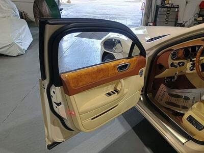 2010 Bentley Continental Flying Spur   - Photo 4 - Boca Raton, FL 33431
