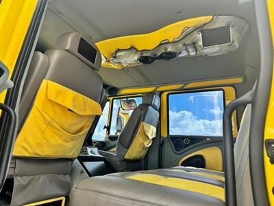 2005 International Navistar   - Photo 2 - Boca Raton, FL 33431